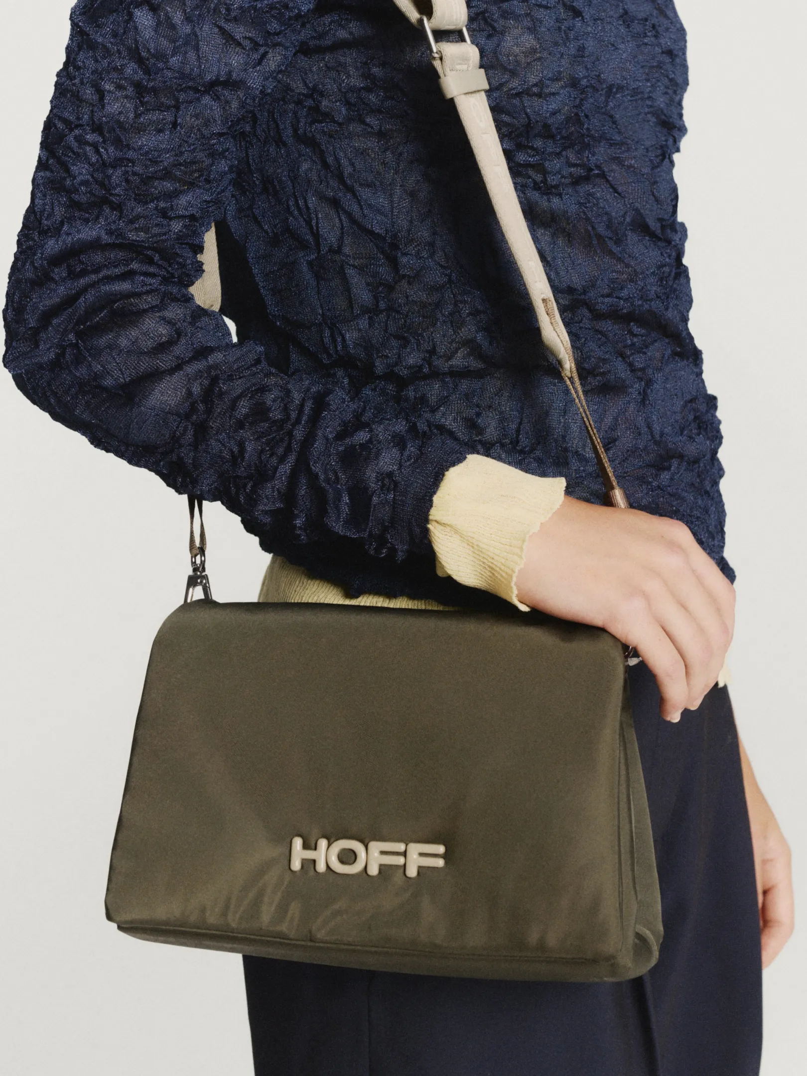 crossbody_bag_everest_nyl_1-4.webp HOFF Nylon | Shoulder bags | CROSSBODY BAG EVEREST NYLON DARK GREEN
