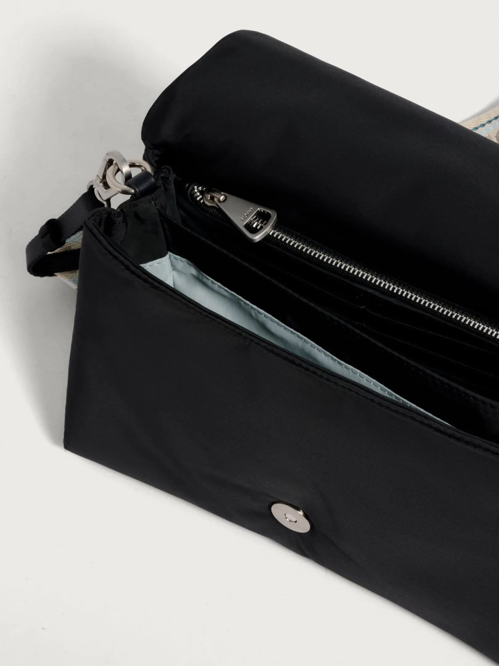 crossbody_bag_everest_nyl_3.webp HOFF Nylon | Shoulder bags | CROSSBODY BAG EVEREST NYLON BLACK
