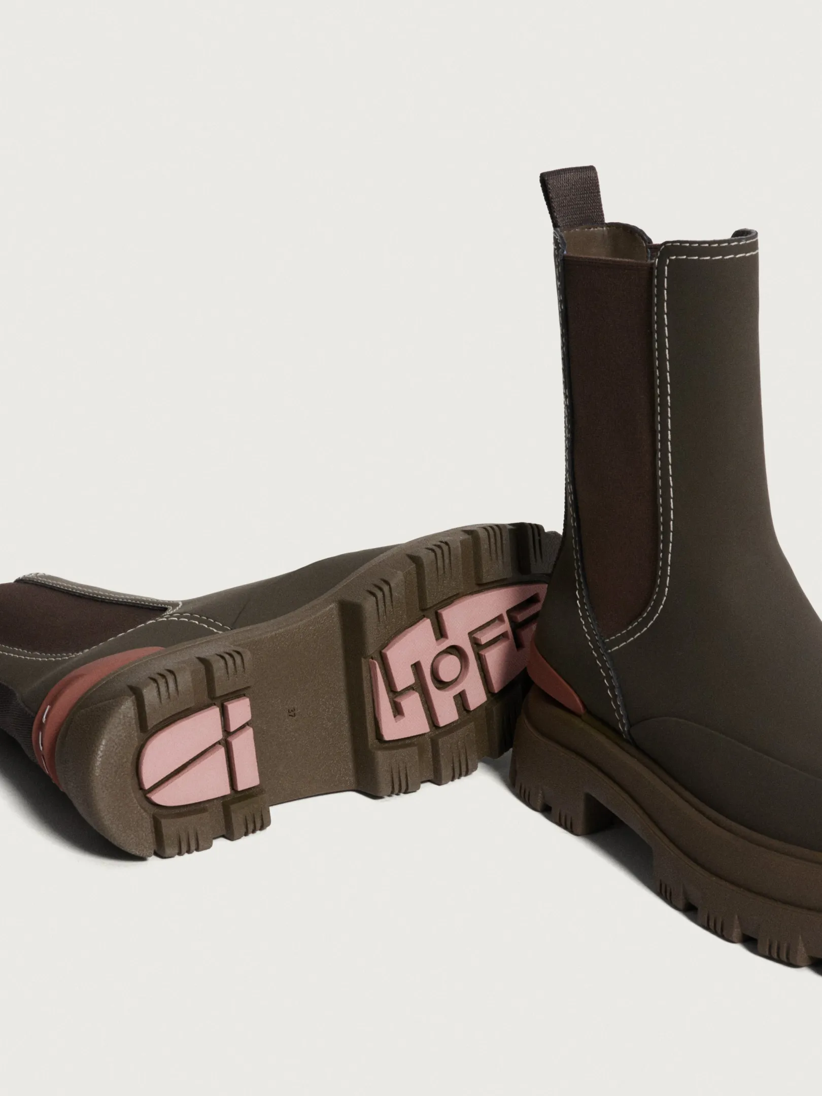 lake_taupe_boot_2.webp HOFF Boots and ankle boots | LAKE TAUPE BOOT