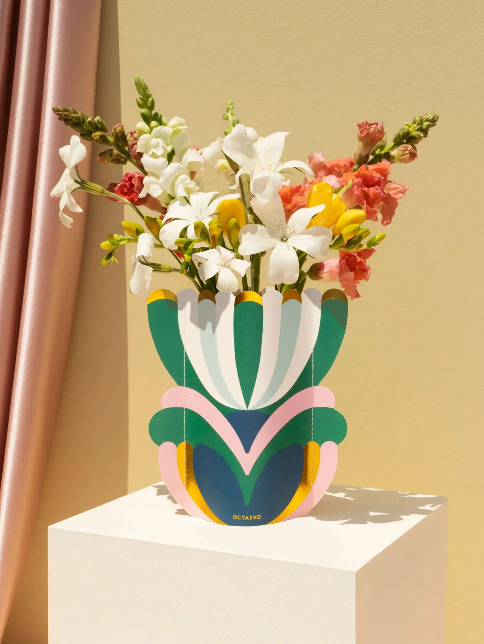 mini_paper_vase_elysia_1.webp HOFF Deco | Deco | MINI PAPER VASE ELYSIA